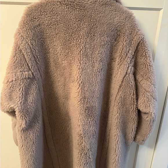 Max Mara Teddy Coat - Picture 3 of 5
